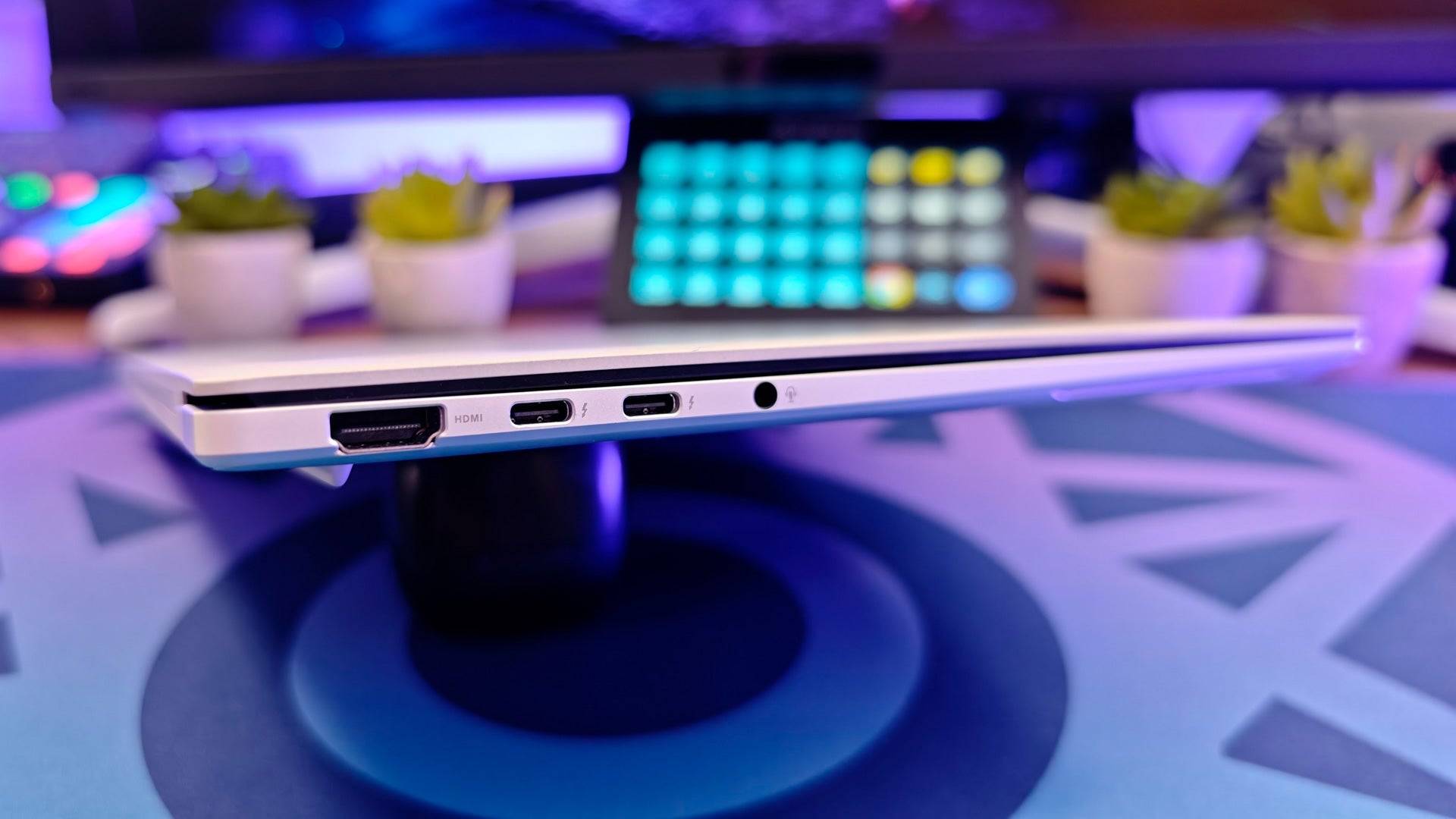 Asus Zenbook S 14