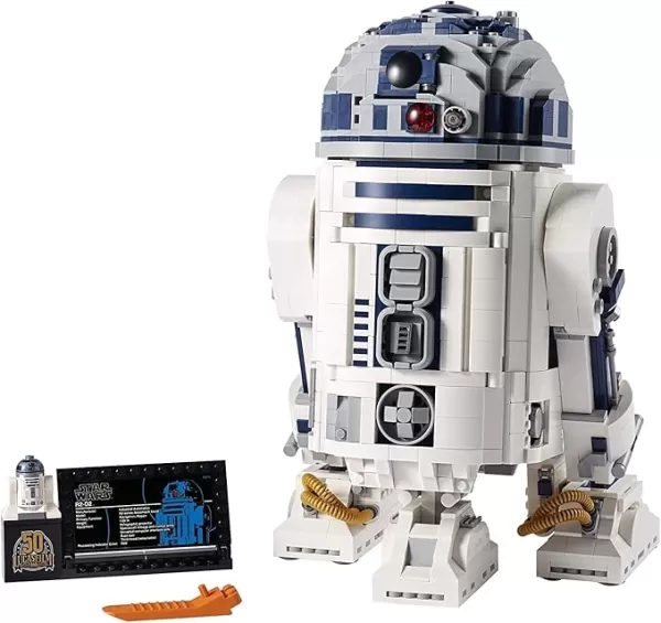 This Retired R2-D2 LEGO Set Is Still Available and Discounted at Amazon