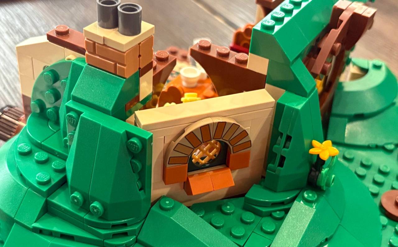 LEGO LOTR SHIRE EXTERIOR